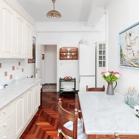 Piccolomini Terrace * Rom